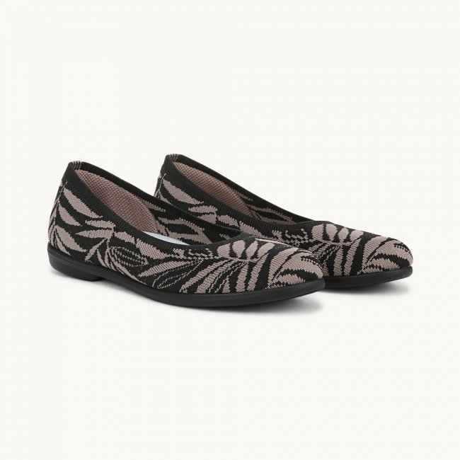 LifeStride Kit 2 Ballet Flat - Black Knit Fabric