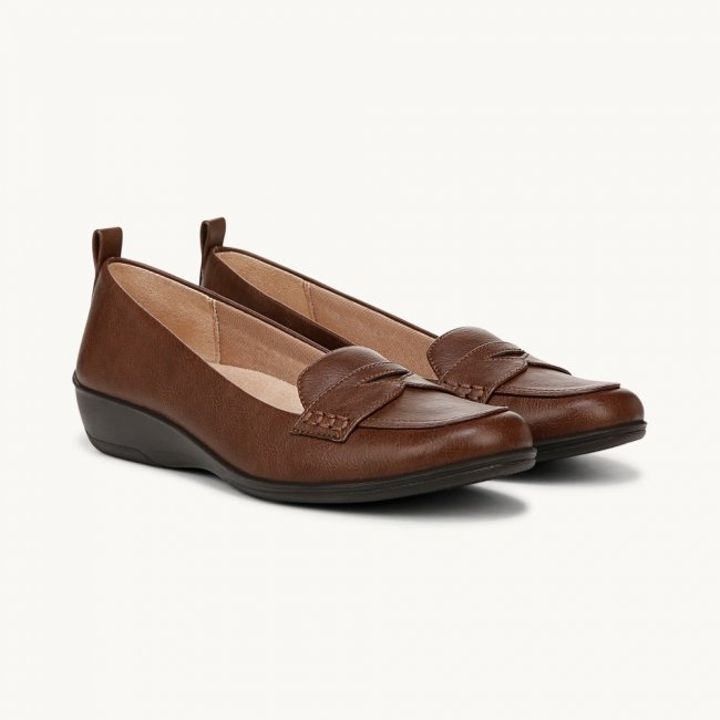 LifeStride Ivonne Loafer - Dark Tan Faux Leather