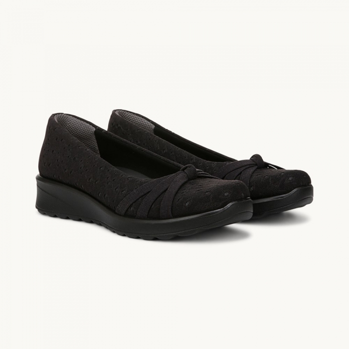 LifeStride Gem 2 Slip On - Black Foral Dot Fabric