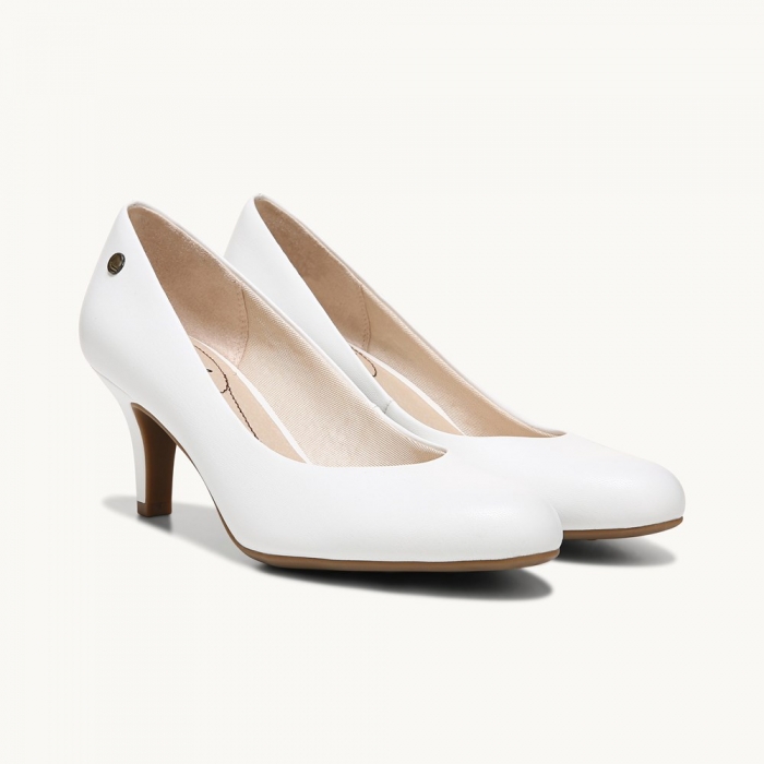 LifeStride Parigi Pump - White