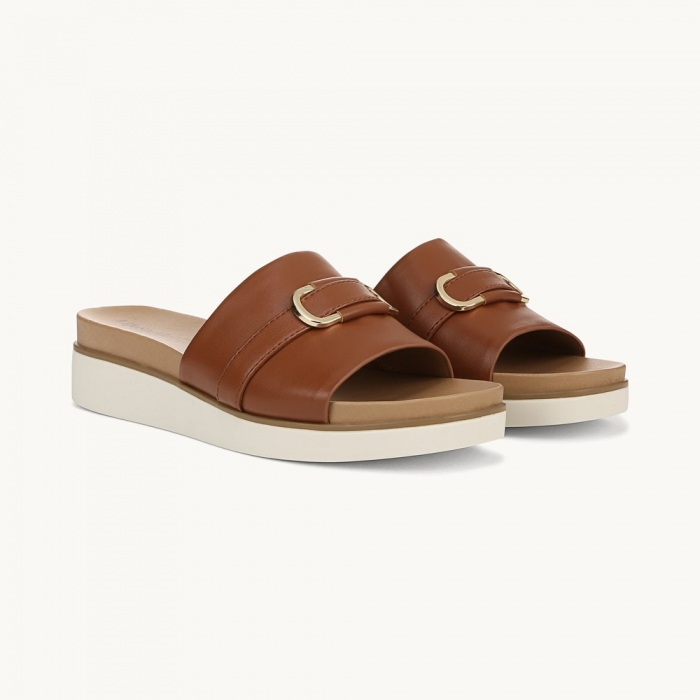 LifeStride Genevieve Flat Sandal - Tan Faux Leather