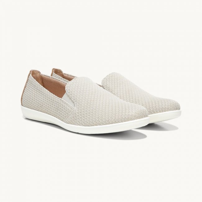 LifeStride Next Level Moccasin - Cream Fabric