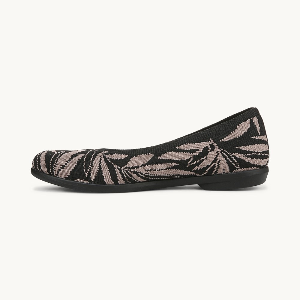 LifeStride Kit 2 Ballet Flat - Black Knit Fabric