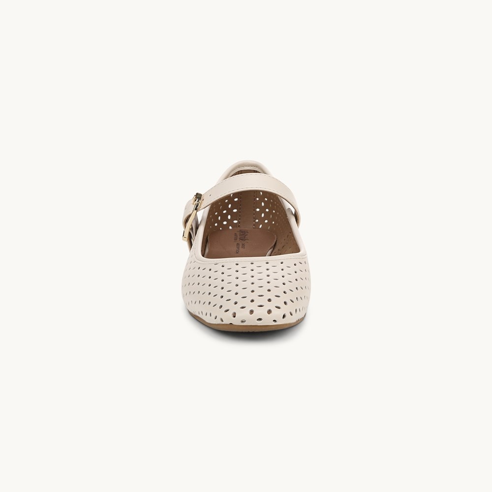 LifeStride Cameo 3 Mary Jane Flat - Cream Faux Leather