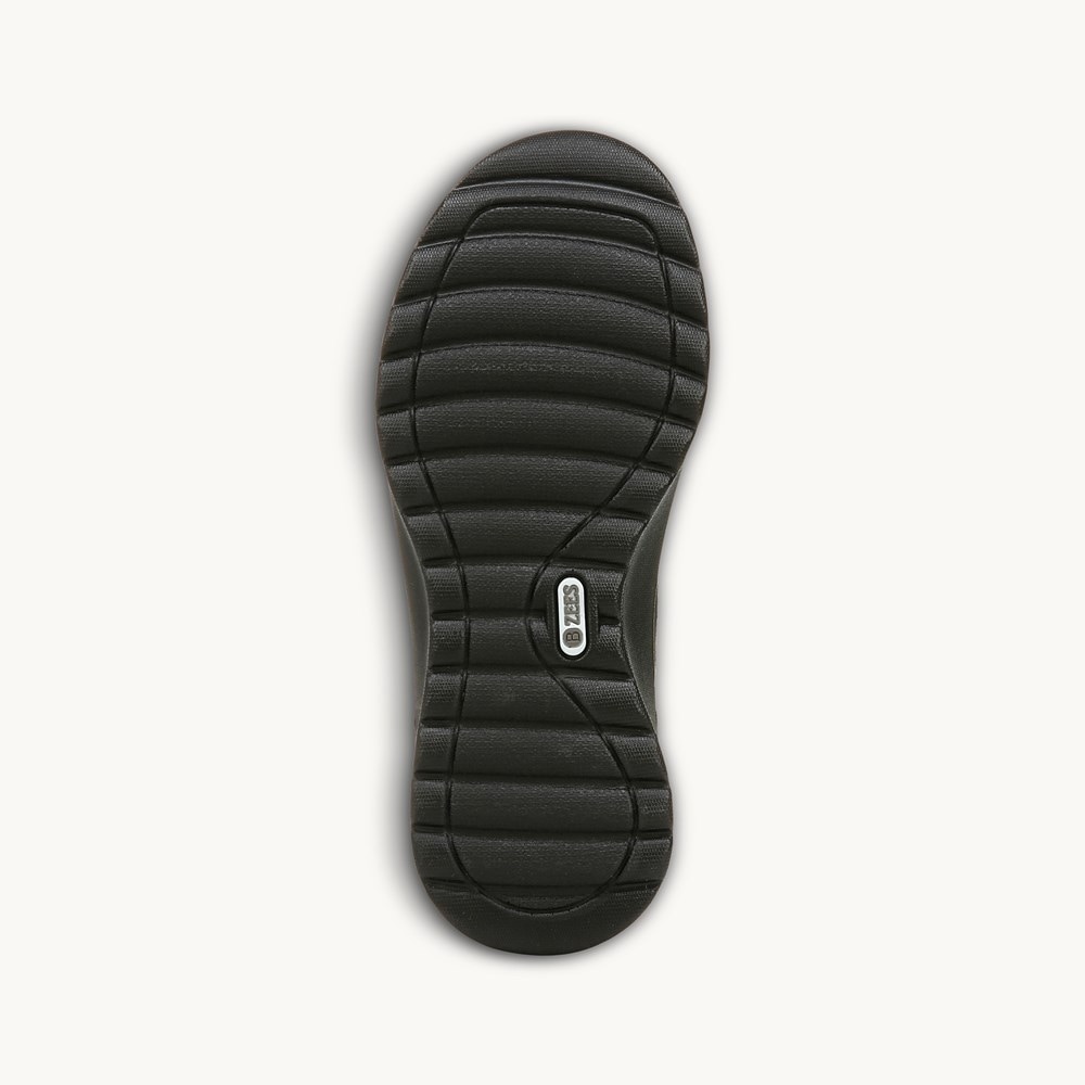 LifeStride Grand Cozy Shootie - Black Microfiber