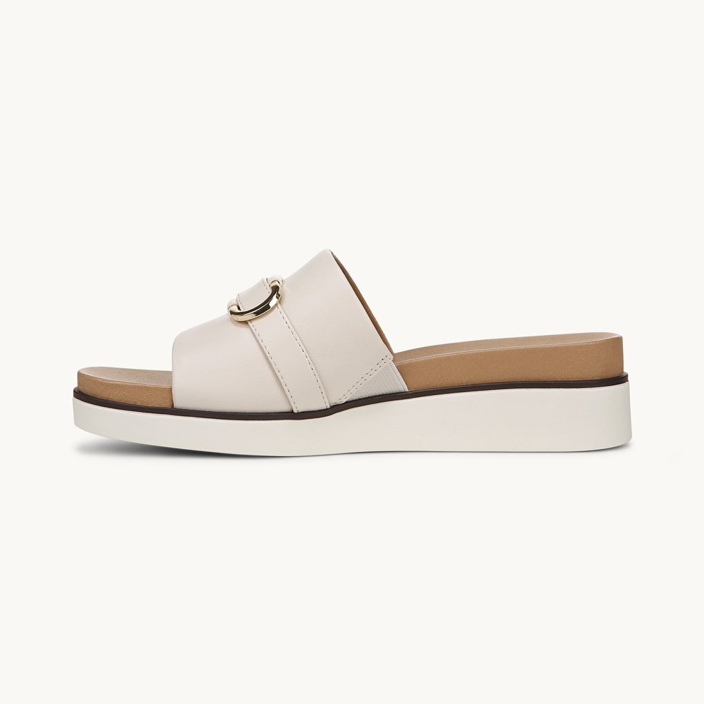 LifeStride Genevieve Flat Sandal - Creme Beige Faux Leather