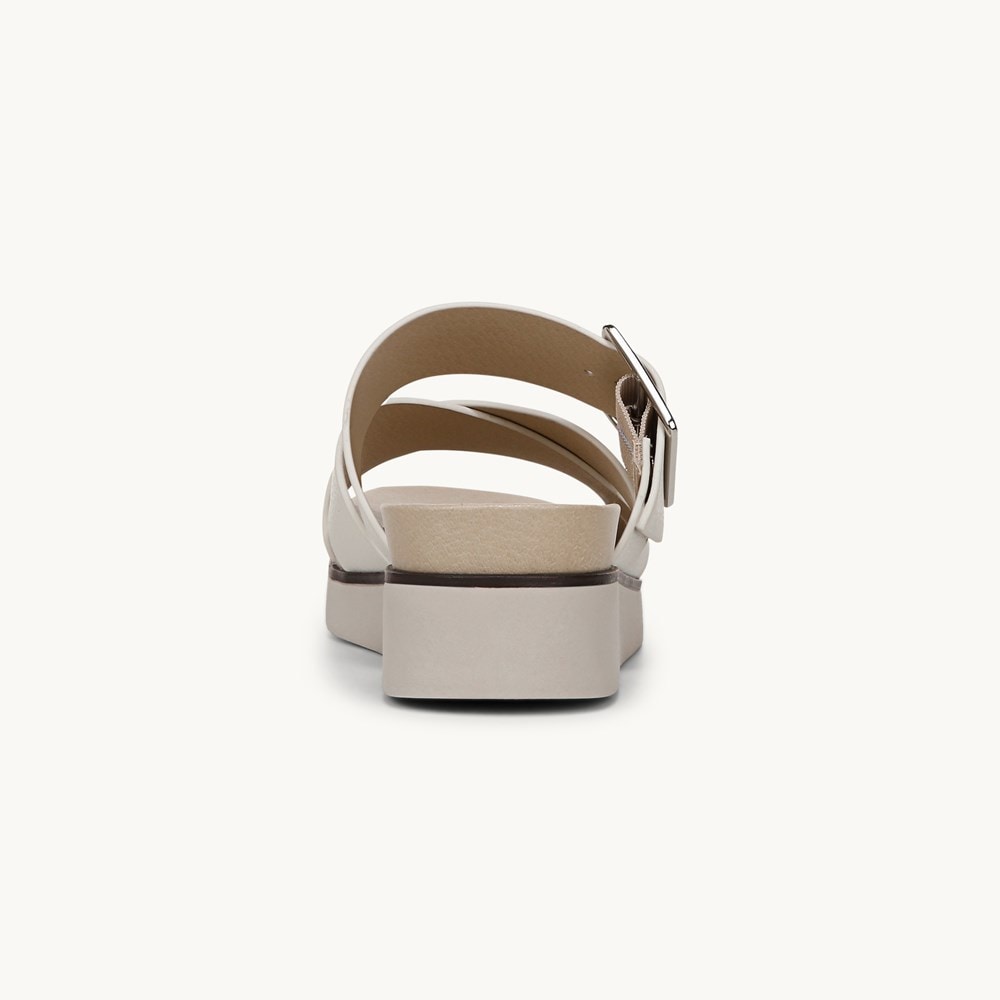LifeStride Getaway Sandal - Bone Faux Leather