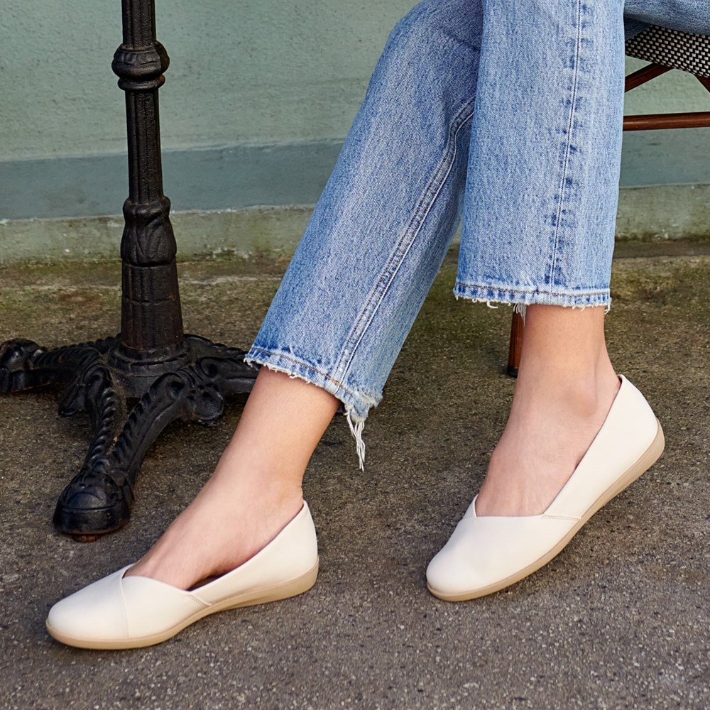 LifeStride Notorious Flat - Almond Fabric