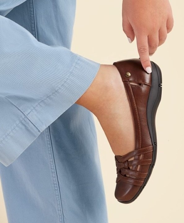 LifeStride Diverse Flat - Dark Tan