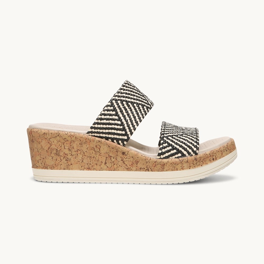 LifeStride Resort Wedge Sandal - Black/Multi Raffia Fabric