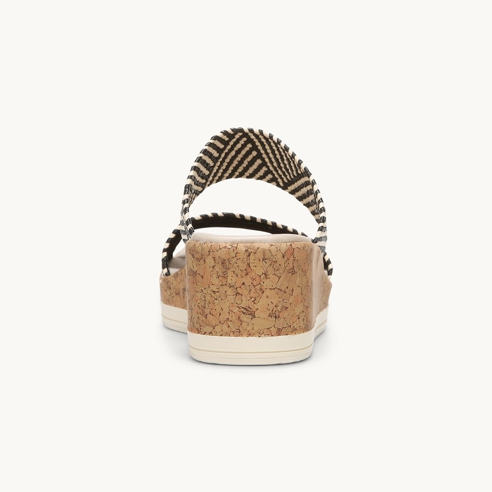 LifeStride Resort Wedge Sandal - Black/Multi Raffia Fabric
