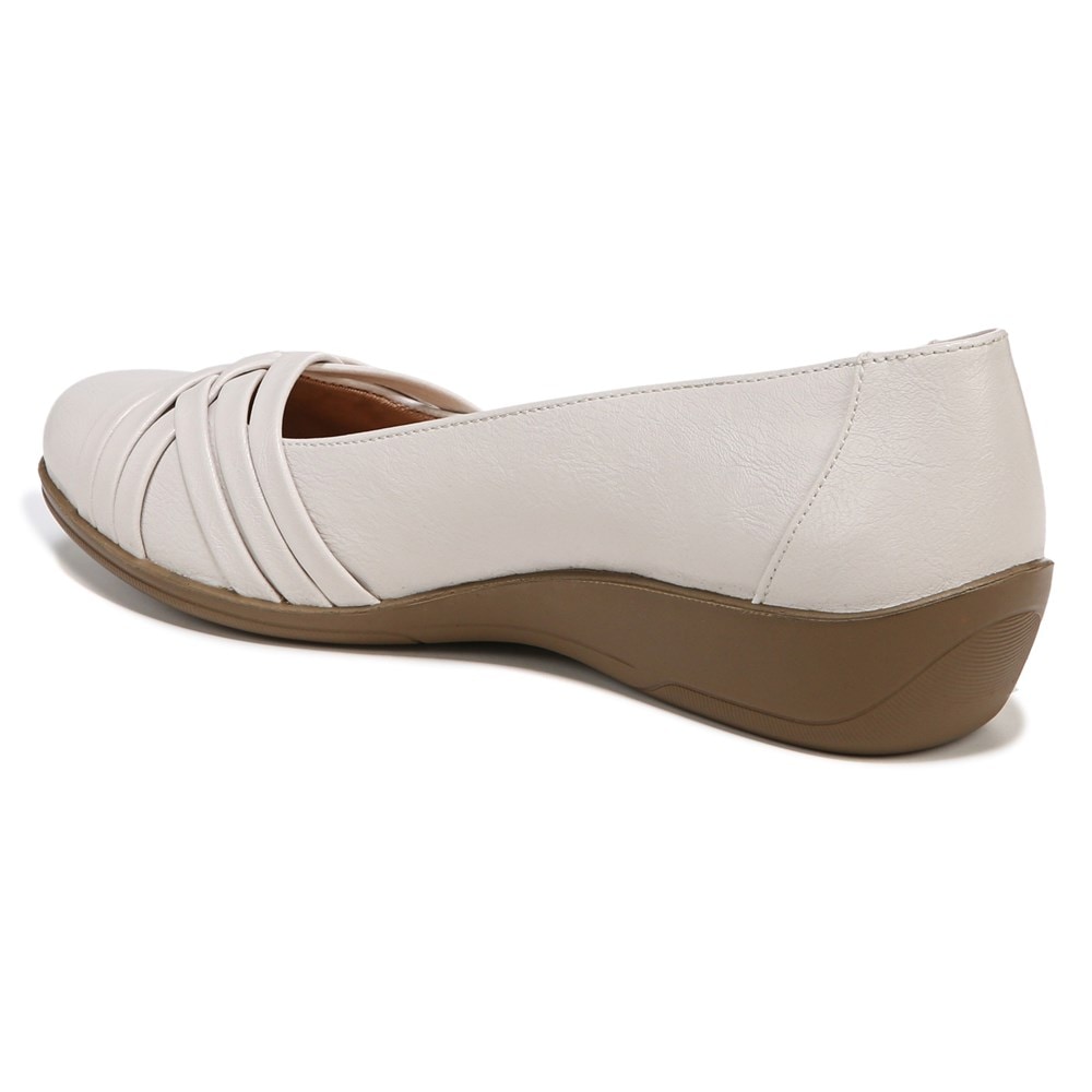 LifeStride Incredible Slip On - Vanilla Synthetic