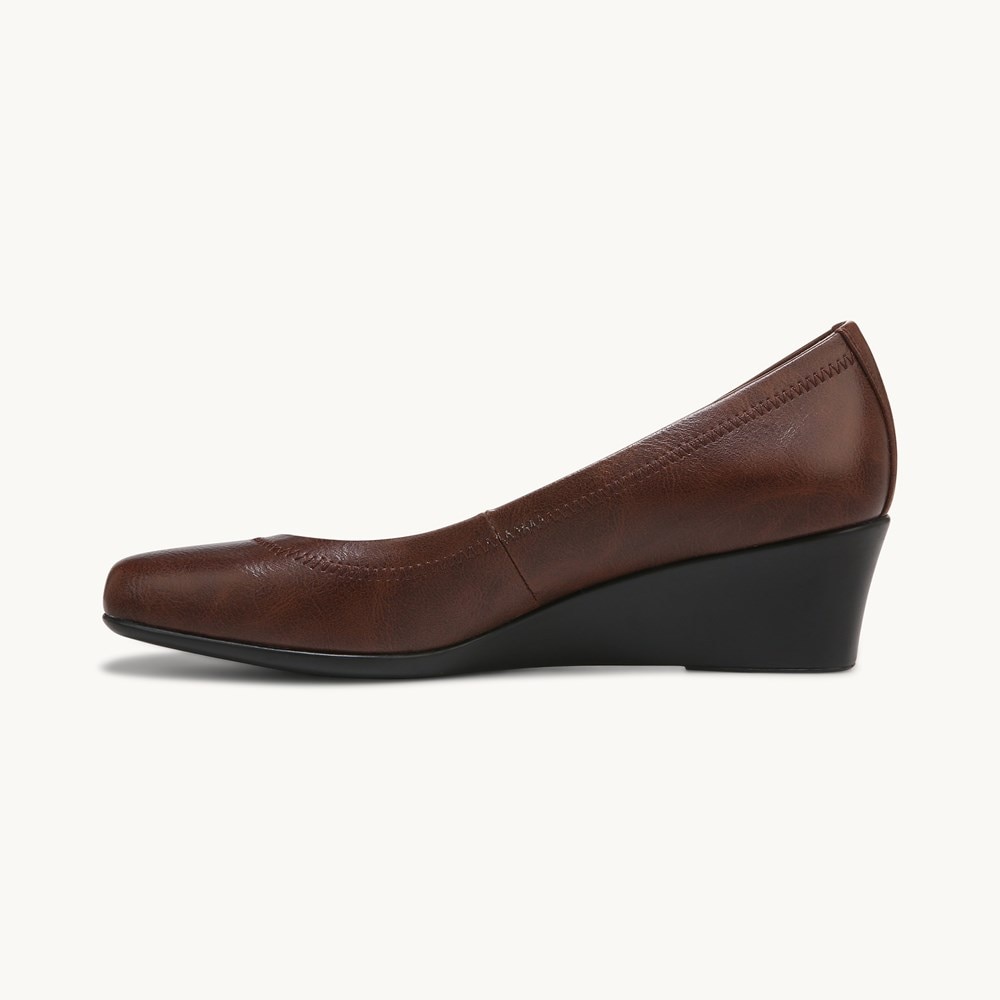 LifeStride Groovy Wedge Slip On - Dark Tan