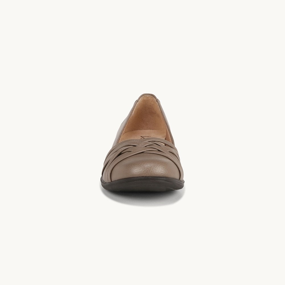 LifeStride Incredible Slip On - Beige Synthetic