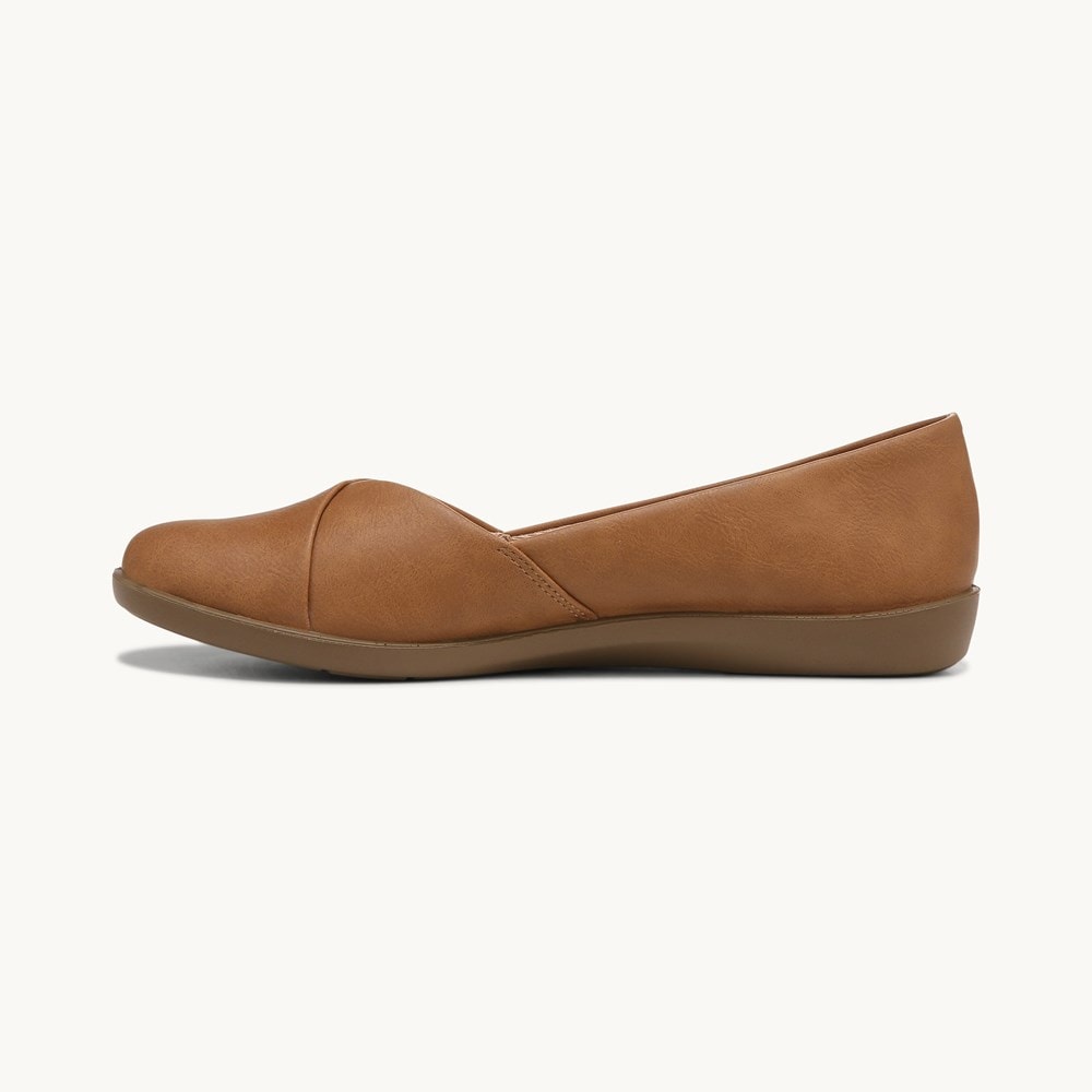 LifeStride Notorious Flat - Tan Faux Leather