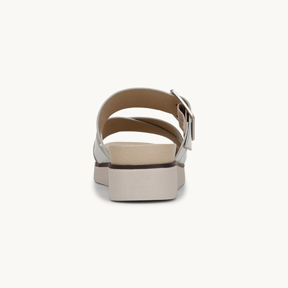 LifeStride Getaway Sandal - Silver Faux Leather