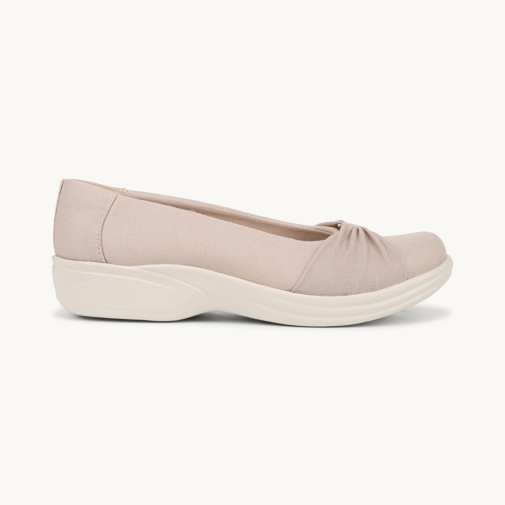 LifeStride Paige Slip On - Beige Fabric