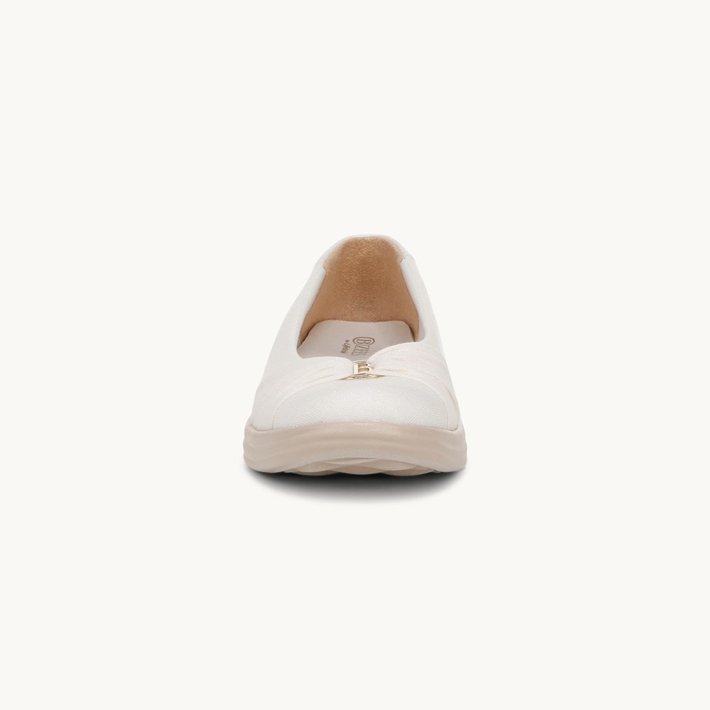 LifeStride Paige Slip On - Sugar Cream Fabric