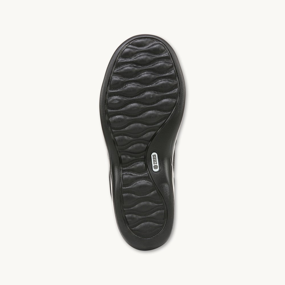 LifeStride Niche Slip On - Black Knit Fabric