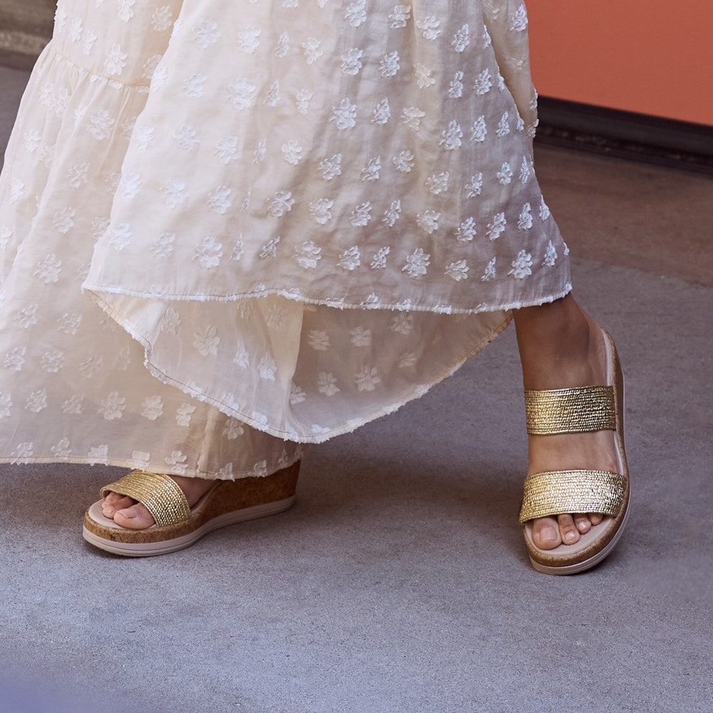 LifeStride Niche III Slip On - Sandnet Beige Fabric