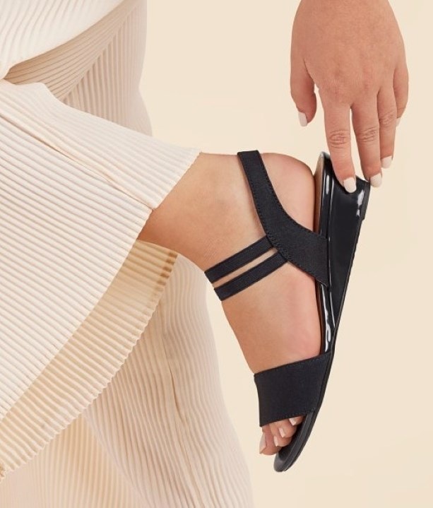 LifeStride Yolo Sandal - Black Fabric